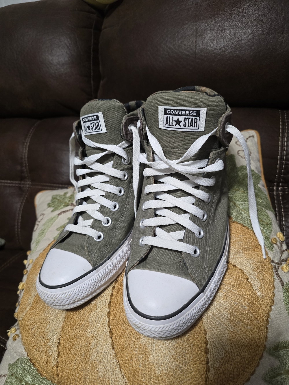 Converse All Star High Top Sneakers in Olive Green